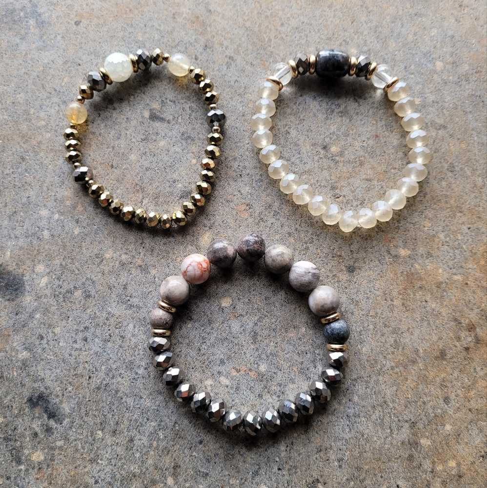 Rhondonite Stone & Glass Bead Bracelet Set of 3 - Picture 4 of 5